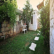 İnce Kara Apart 